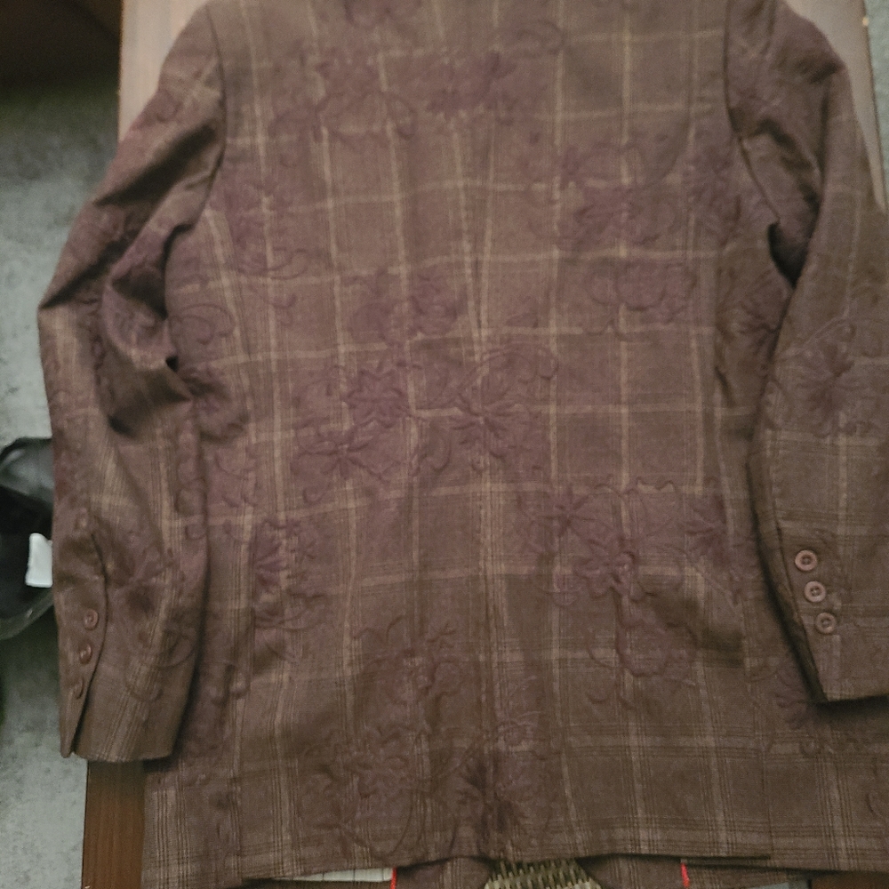 Man Suit Size M - image 4